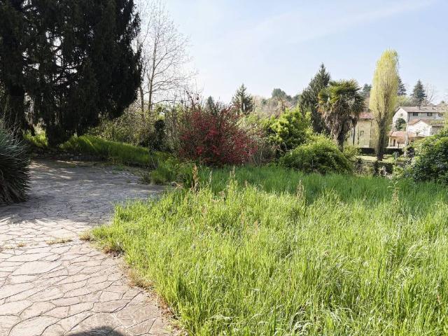 Villa in vendita a Montorfano CO