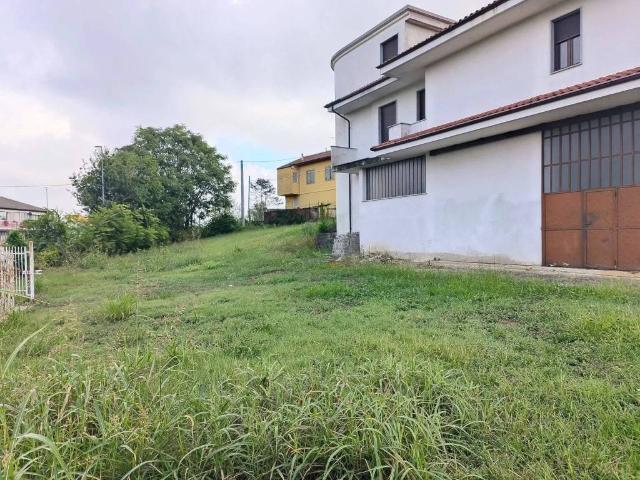 Villa in vendita a Montà CN