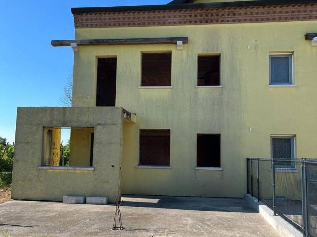 Villa in vendita a Montagnana PD