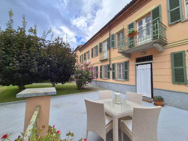 Villa in vendita a Montaldo Scarampi AT
