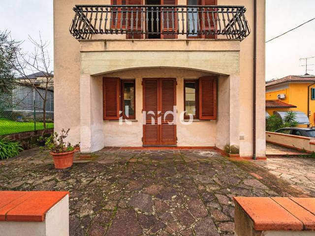 Villa in vendita a Montale PT