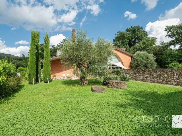 Villa in vendita a Montale PT