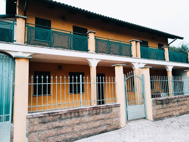 Villa in vendita a Montalenghe TO