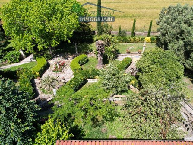 Villa in vendita a Montalto di Castro VT