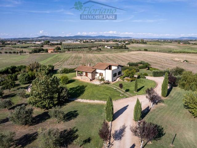 Villa in vendita a Montalto di Castro VT