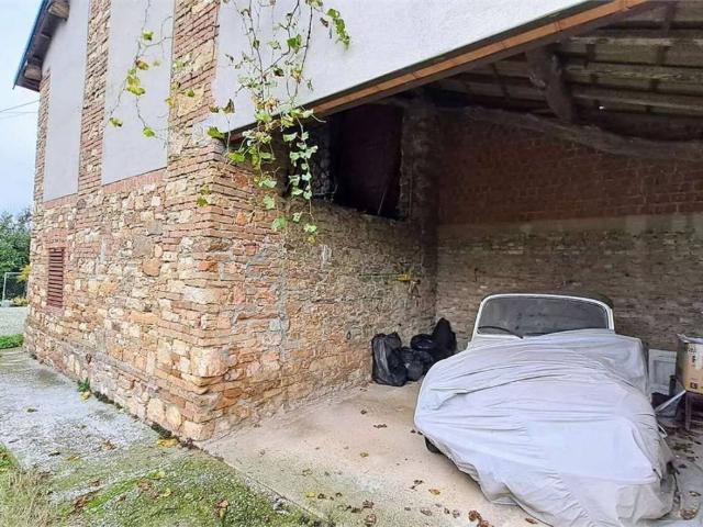 Villa in vendita a Montalto Pavese PV