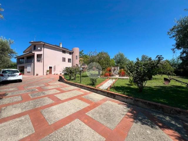 Villa in vendita a Montalto Uffugo CS
