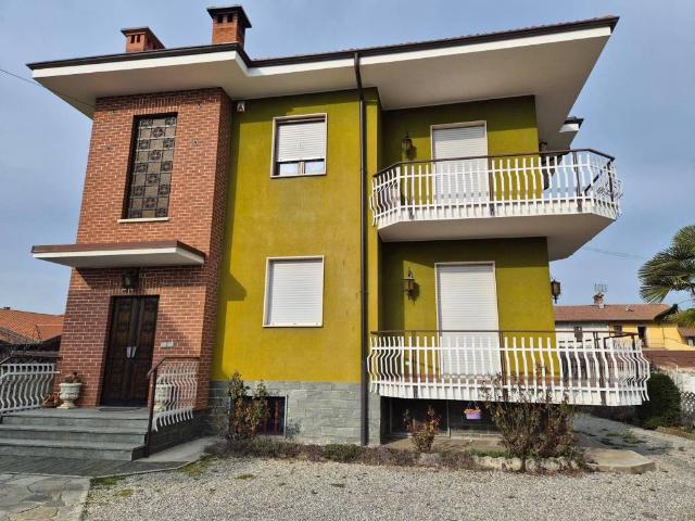 Villa in vendita a Montanera CN