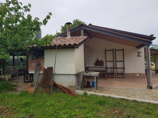 Villa in vendita a Montano Antilia SA