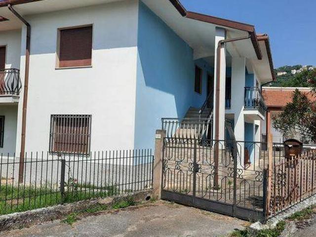 Villa in vendita a Montaquila IS