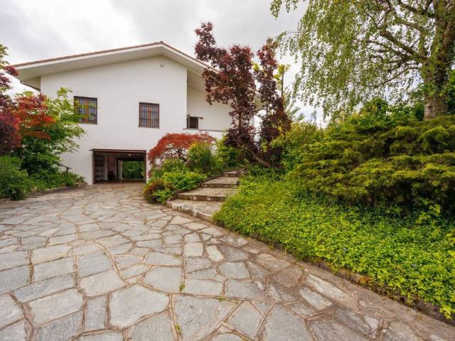 Villa in vendita a Monteu Roero CN