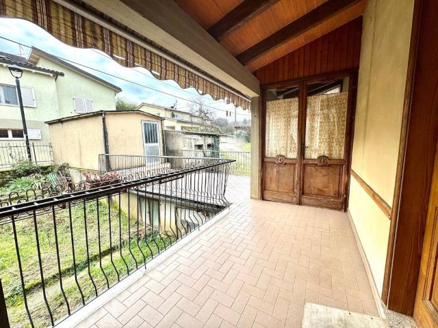 Villa in vendita a Montevarchi AR