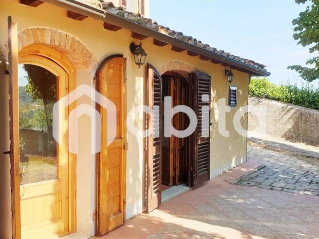 Villa in vendita a Montevarchi AR