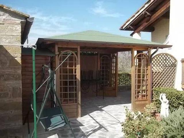Villa in vendita a Montevarchi AR