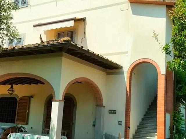 Villa in vendita a Montevarchi AR