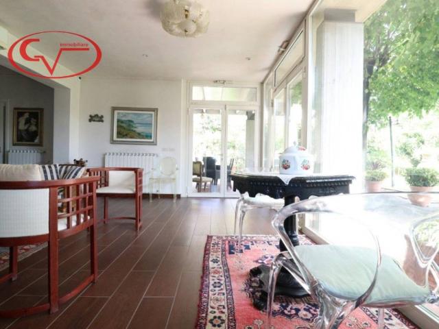 Villa in vendita a Montevarchi AR