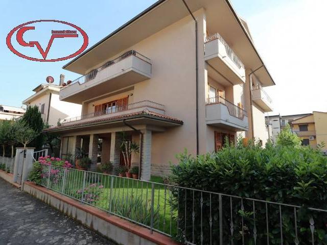 Villa in vendita a Montevarchi AR