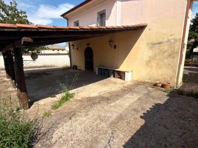 Villa in vendita a Monte San Biagio LT