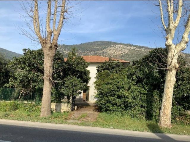 Villa in vendita a Monte San Biagio LT