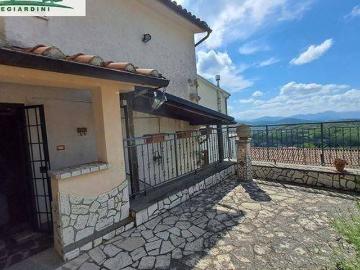 Villa in vendita a Monte San Giovanni in Sabina RI
