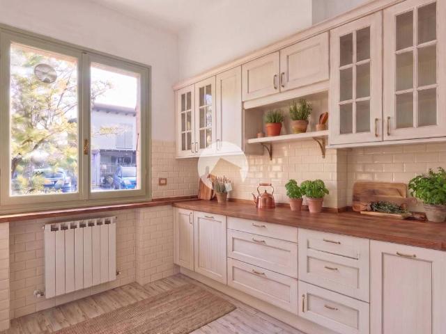 Villa in vendita a Monte San Pietro BO