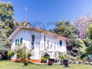 Villa in vendita a Monte San Pietro BO