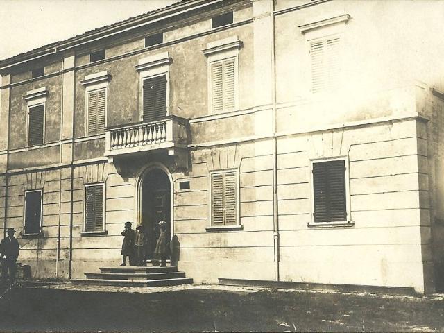 Villa in vendita a Monte San Pietro BO
