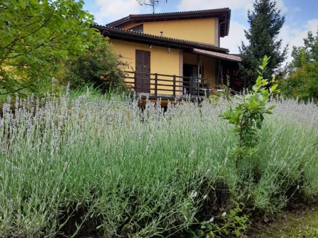 Villa in vendita a Monte San Pietro BO