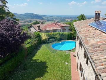 Villa in vendita a Monte San Pietro BO