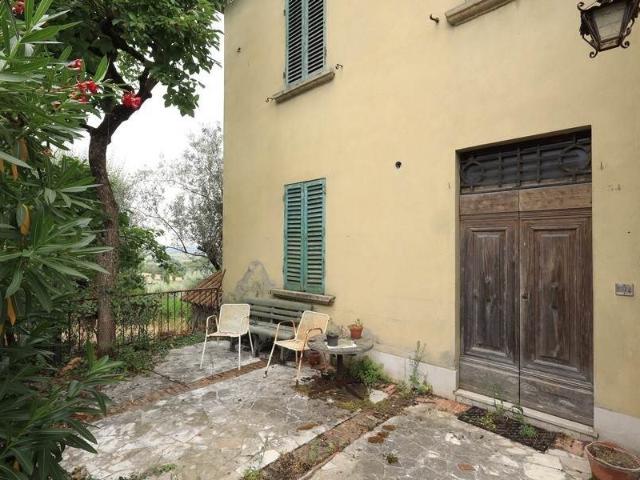 Villa in vendita a Monte San Savino via Achille Grandi 32