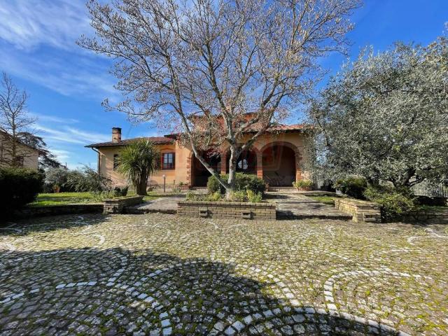 Villa in vendita a Monte San Savino AR