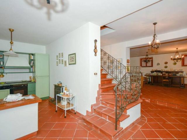 Villa in vendita a Monte San Savino AR