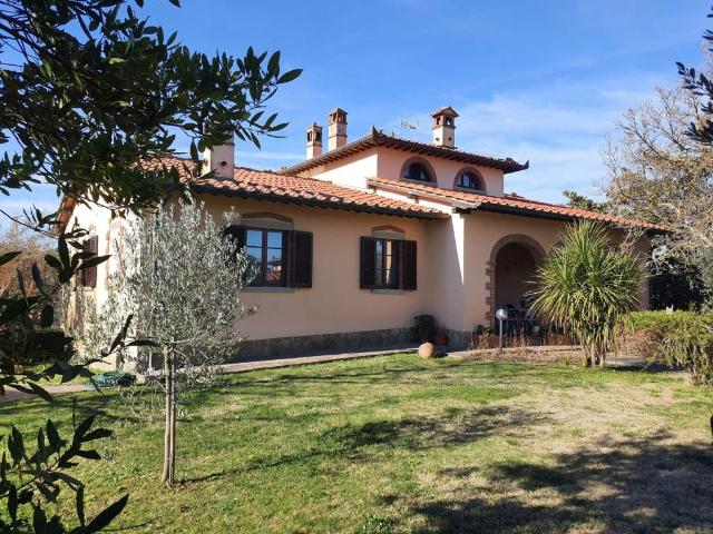 Villa in vendita a Monte San Savino AR