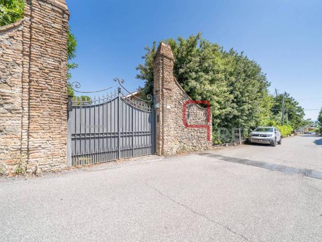 Villa in vendita a Monte Porzio Catone RM