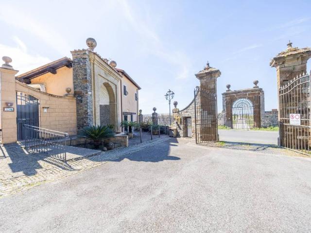 Villa in vendita a Monte Porzio Catone RM