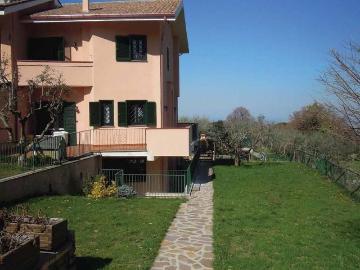 Villa in vendita a Monte Porzio Catone RM