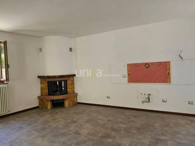 Villa in vendita a Monte Roberto AN