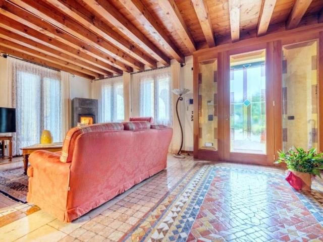 Villa in vendita a Montebello Vicentino VI