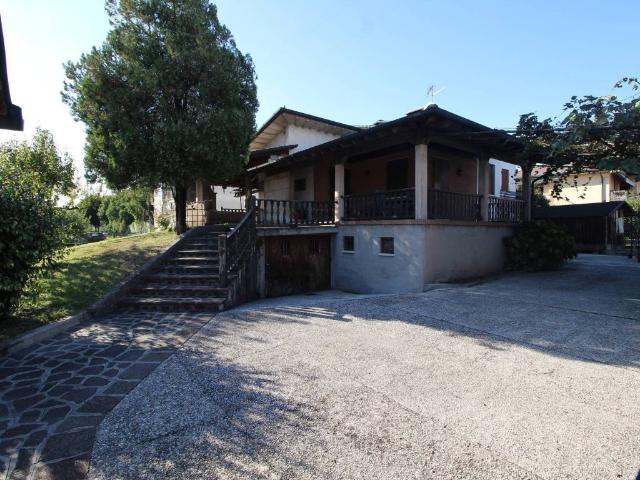 Villa in vendita a Montebello Vicentino VI