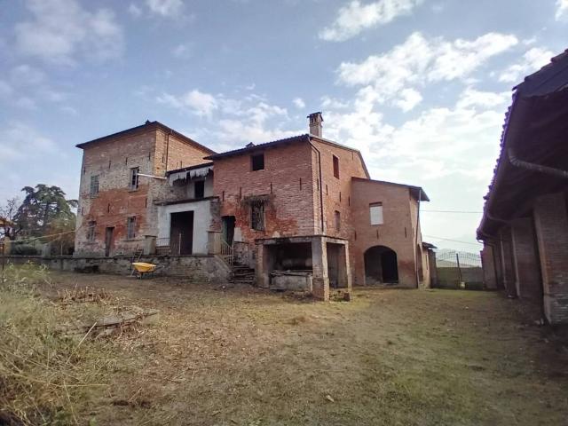 Villa in vendita a Montebello della Battaglia PV