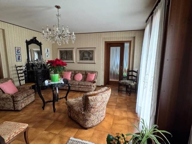 Villa in vendita a Montebelluna TV
