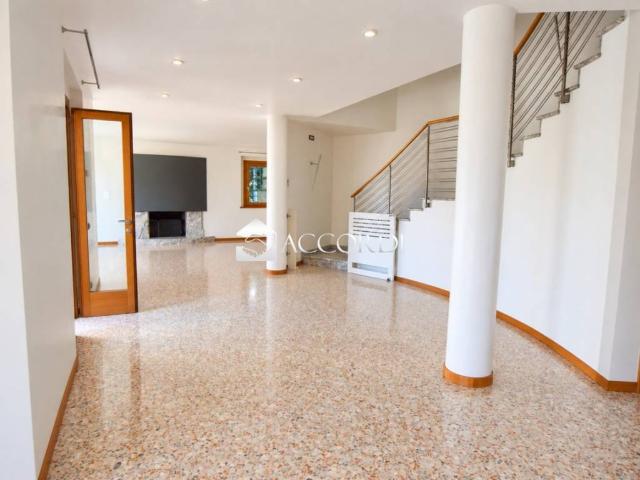 Villa in vendita a Montebelluna TV