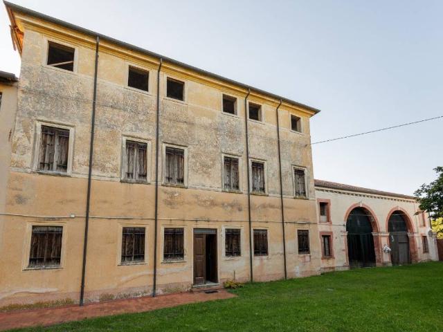 Villa in vendita a Montecchio Precalcino VI