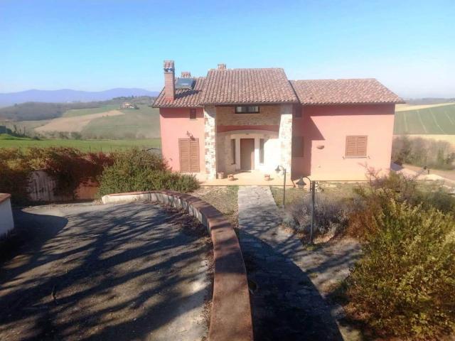 Villa in vendita a Montecastrilli TR