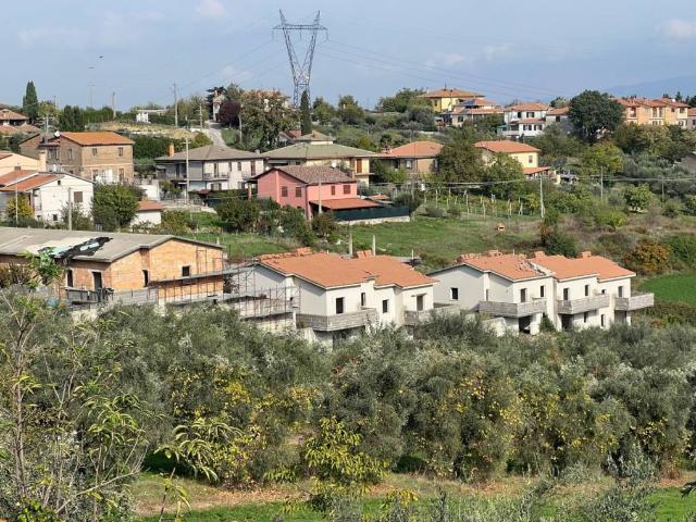 Villa in vendita a Montecastrilli TR