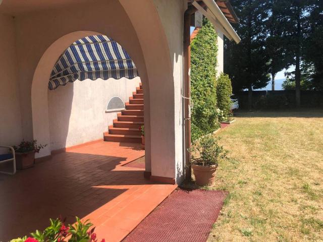 Villa in vendita a Montecastrilli TR