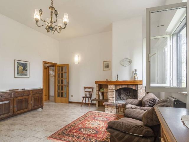 Villa in vendita a Montecassiano MC