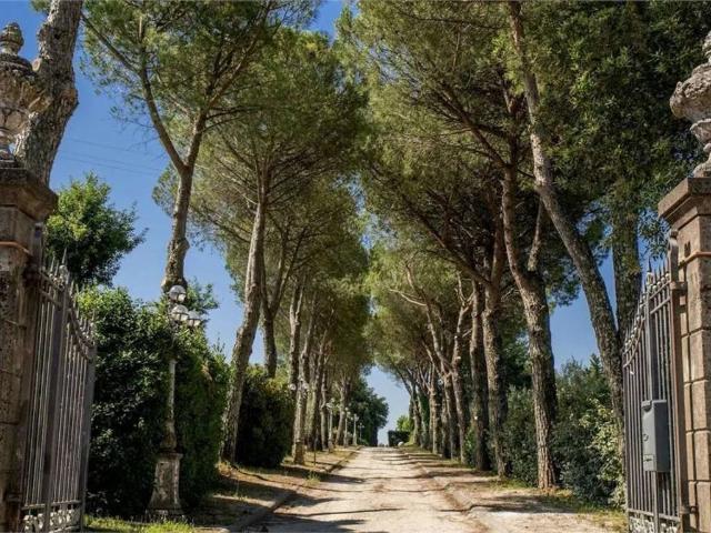 Villa in vendita a Montecatini Terme PT