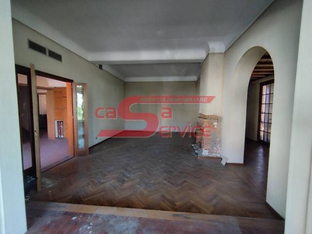 Villa in vendita a Montecatini Terme PT