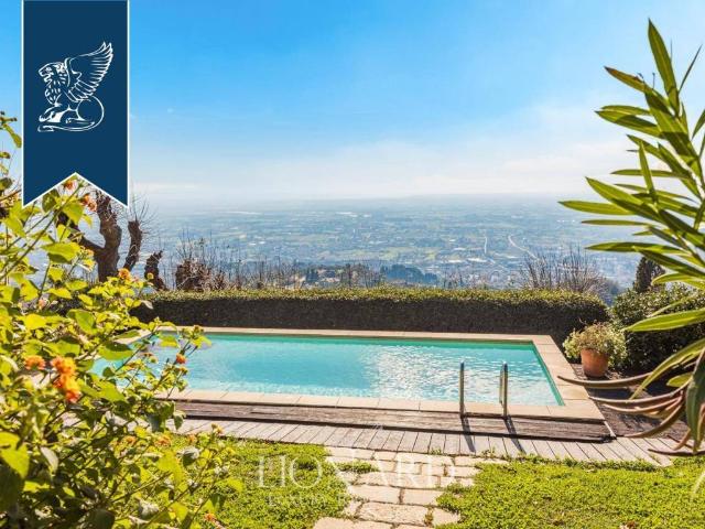 Villa in vendita a Montecatini Terme PT
